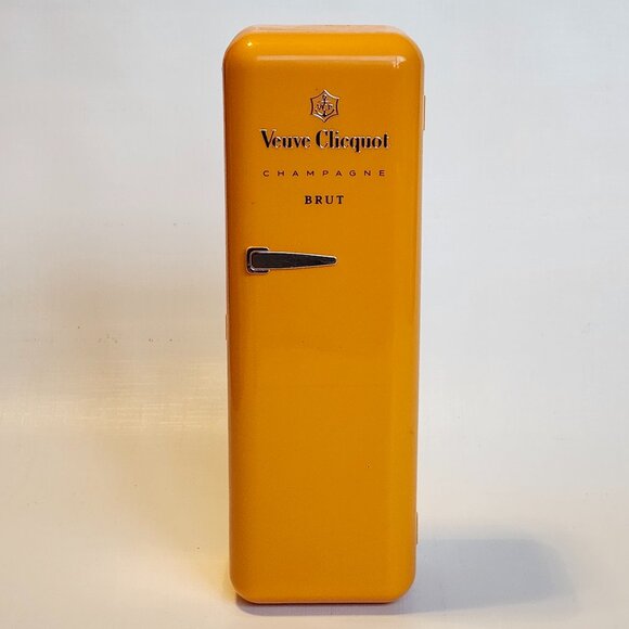 Veuve Cliqcquot Ponsardin BRUT Fridge Cooler Fridge Champagne Sparking 2 Hour - Picture 1 of 8